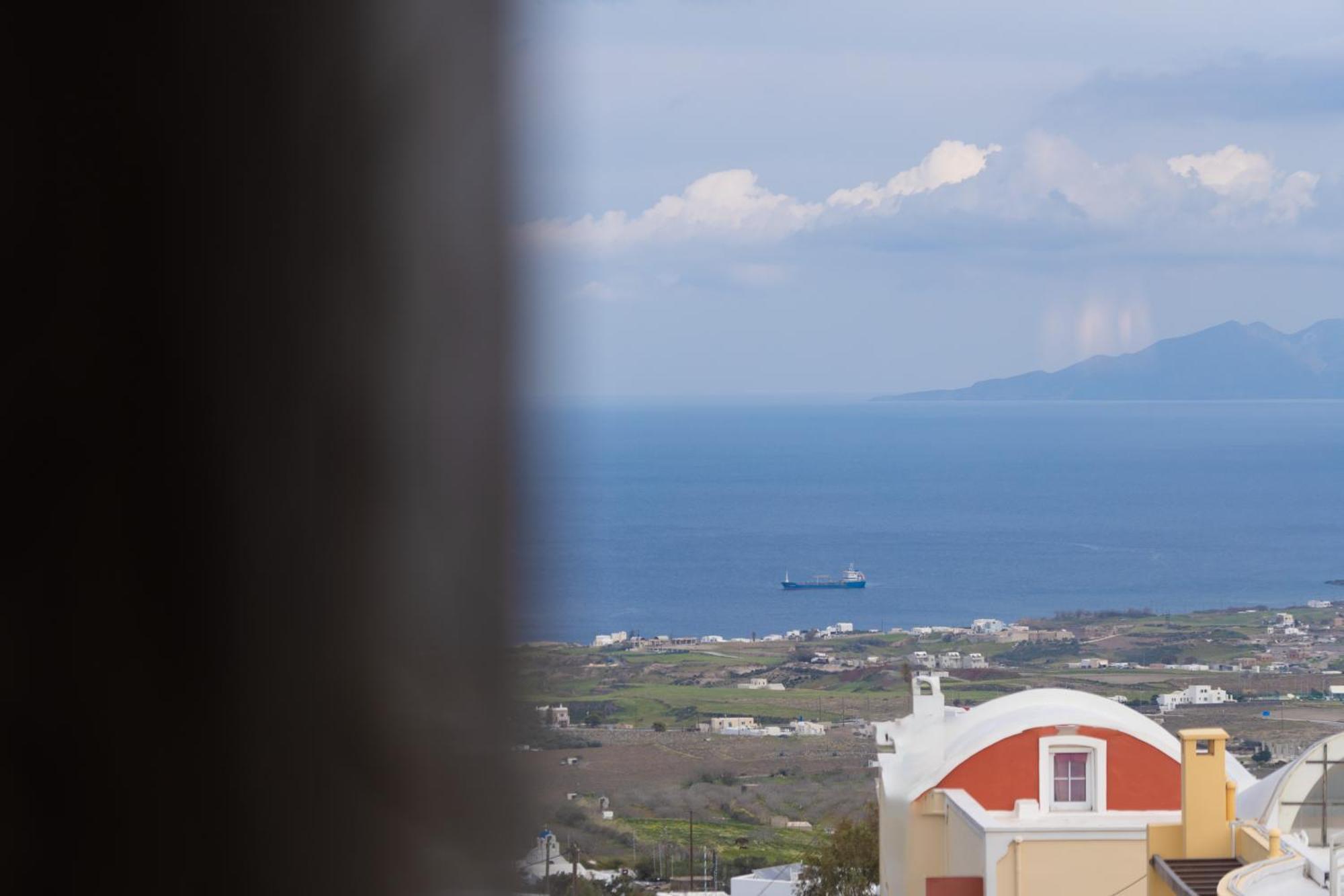 Central Seaview Heven Apartment In Fira  Extérieur photo
