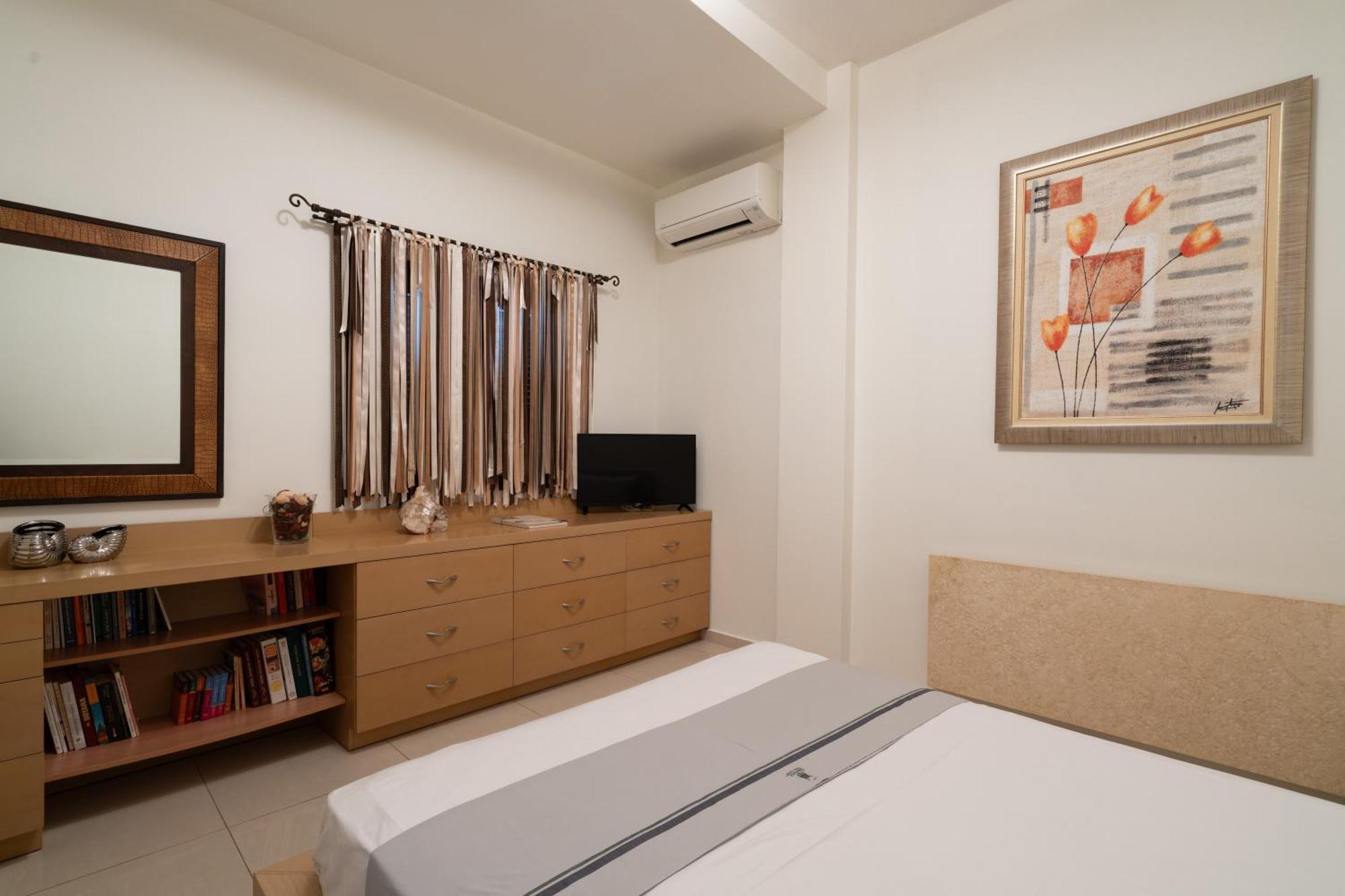 Central Seaview Heven Apartment In Fira  Extérieur photo